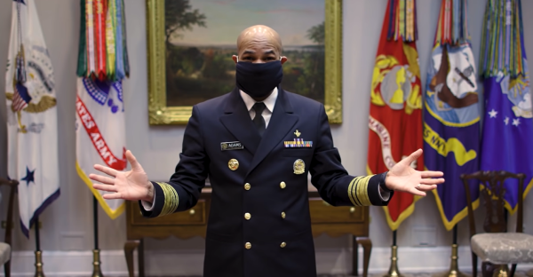  U.S. Surgeon General wearing a face mask 