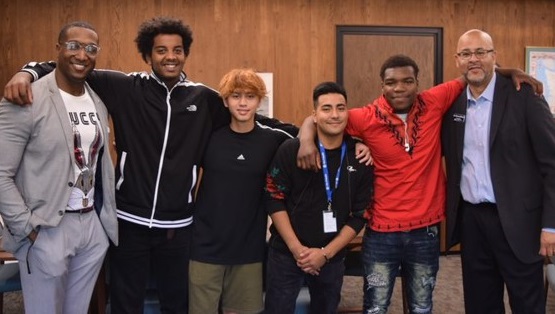 Group of mentors and student mentees