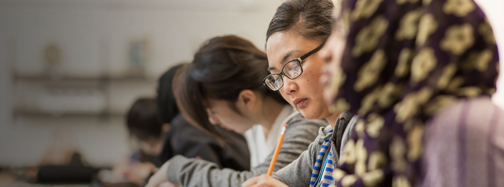  North Seattle College students working together 