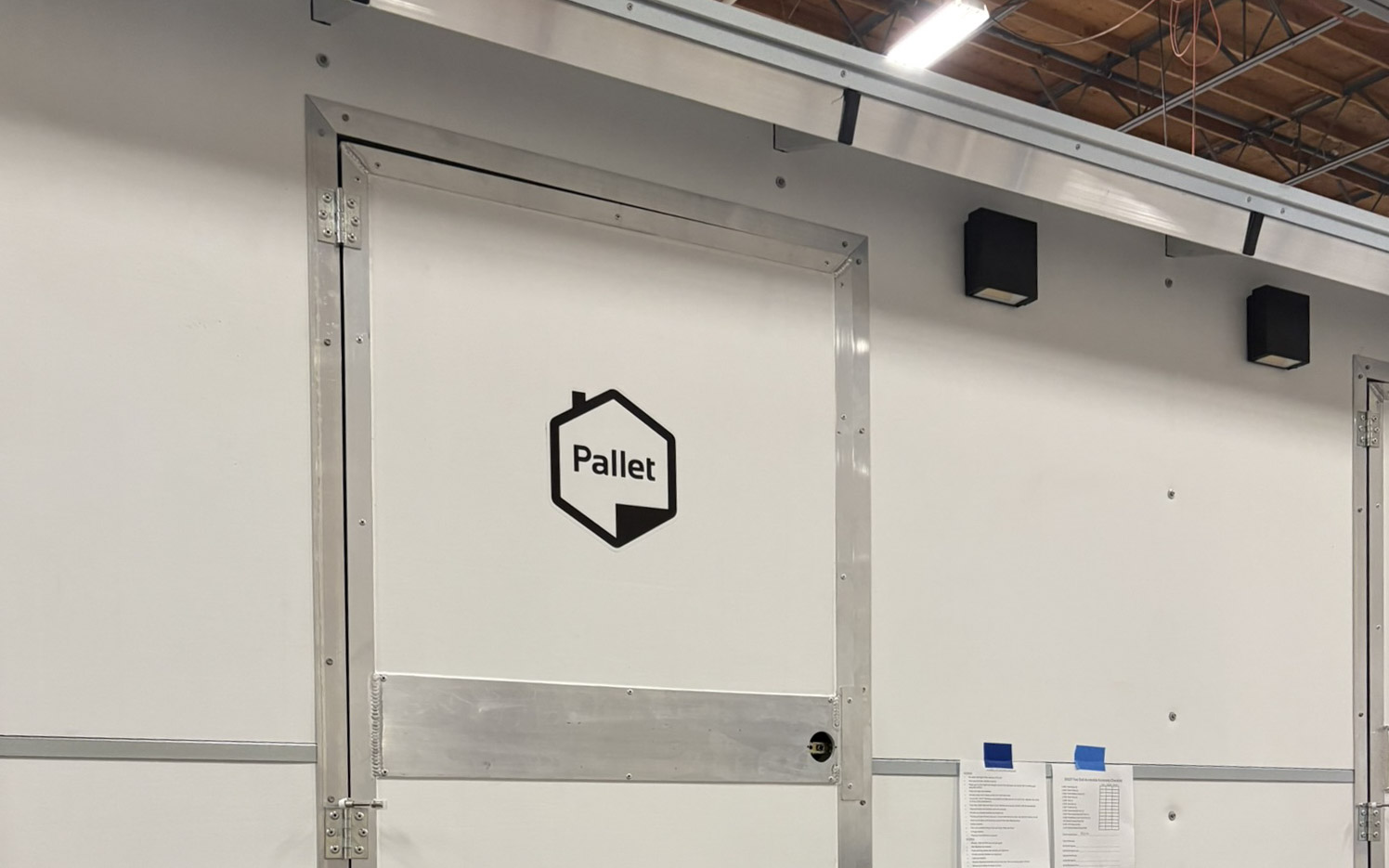 Pallet Shelter door module.