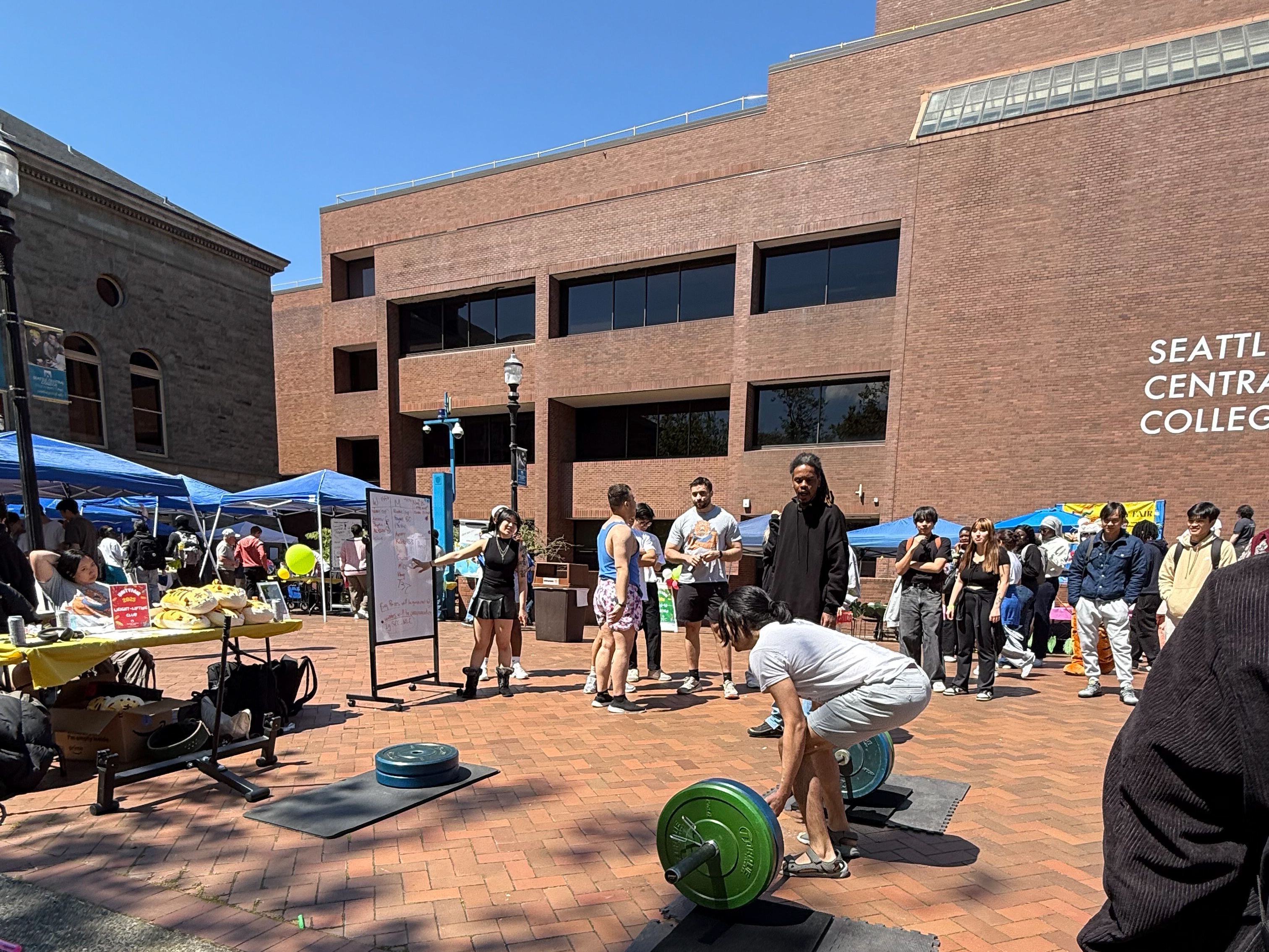 Weightlifting Challenge at Seattle Central's Unity Fair