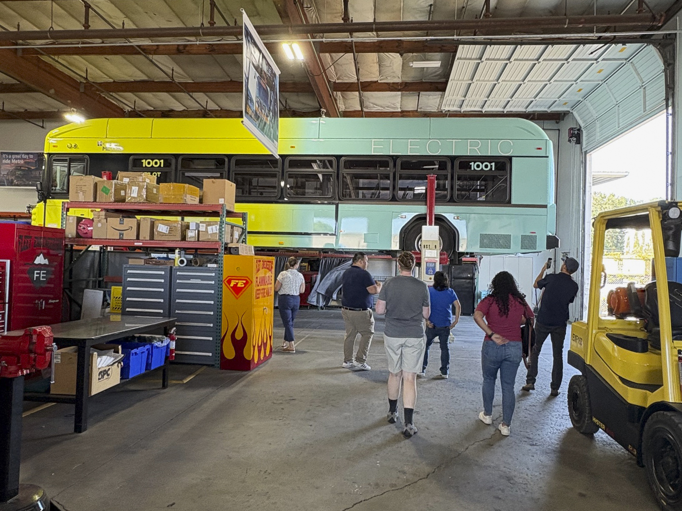 Visit through King County Metro facilities showcasing part of its new zero-emissions fleet.