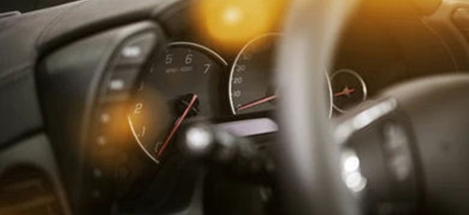 Dashboard and steering wheel of a car
